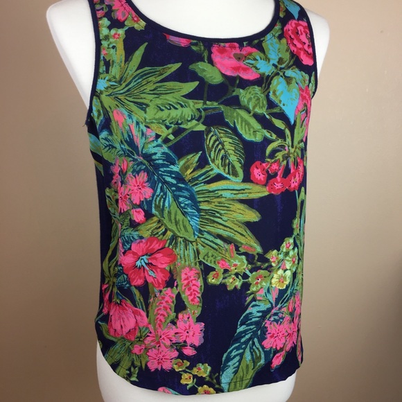 Anthropologie Tops - Anthropologie floral top. Small.